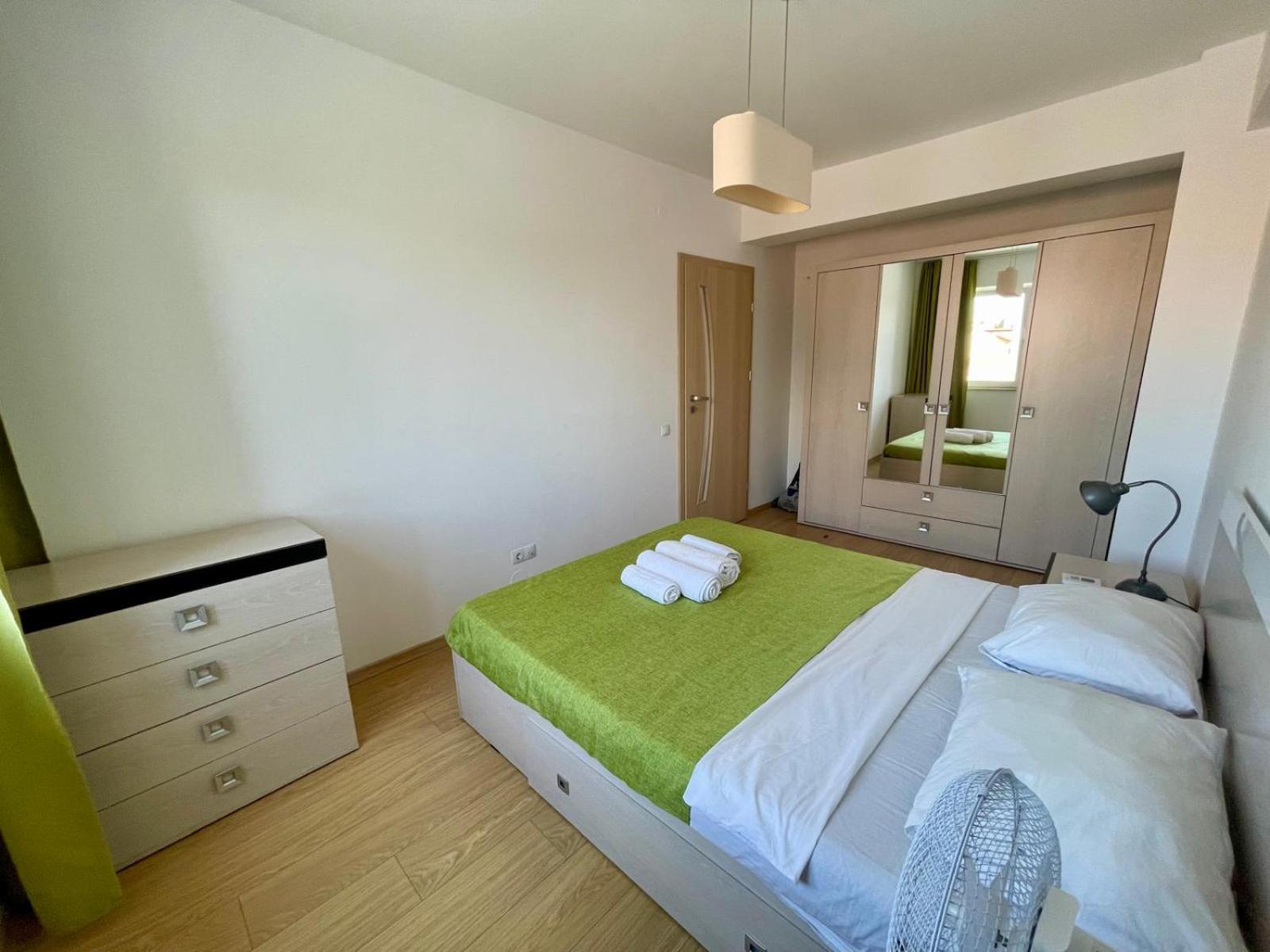 Yamaluxe Apartments - Between The Lakes - Close To Iulius Mall Клуж-Напока Экстерьер фото